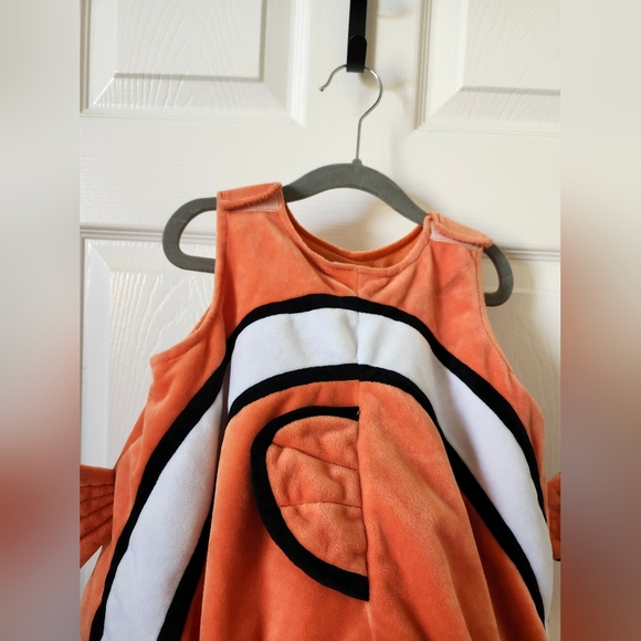 Disney Finding Nemo Orange Fish Plush Halloween Costume 12M / 1 Year - Picture 9 of 10